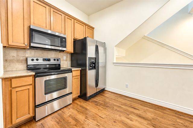 1610 Colorado St, Houston, TX 77007