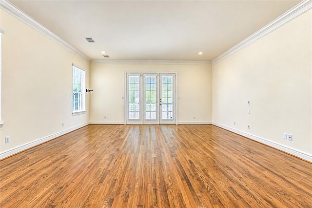 1610 Colorado St, Houston, TX 77007