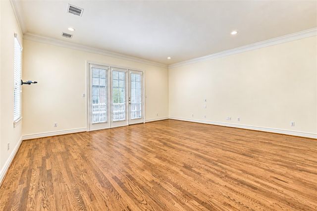1610 Colorado St, Houston, TX 77007
