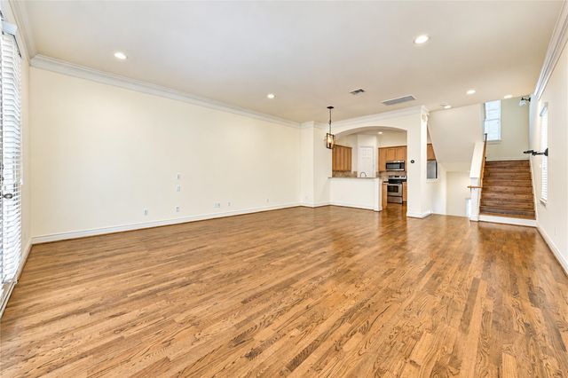 1610 Colorado St, Houston, TX 77007