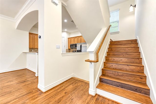1610 Colorado St, Houston, TX 77007