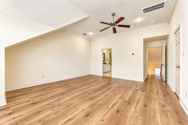 1610 Colorado St, Houston, TX 77007