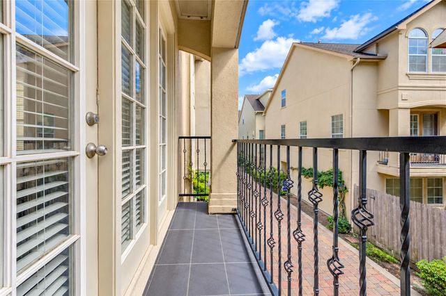1610 Colorado St, Houston, TX 77007