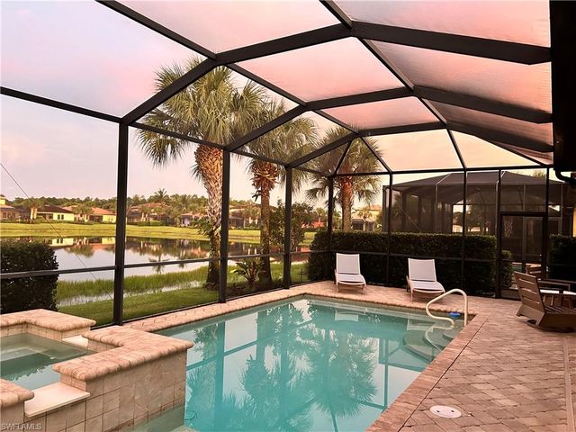 4719 Abaca CIR, Naples, FL 34119