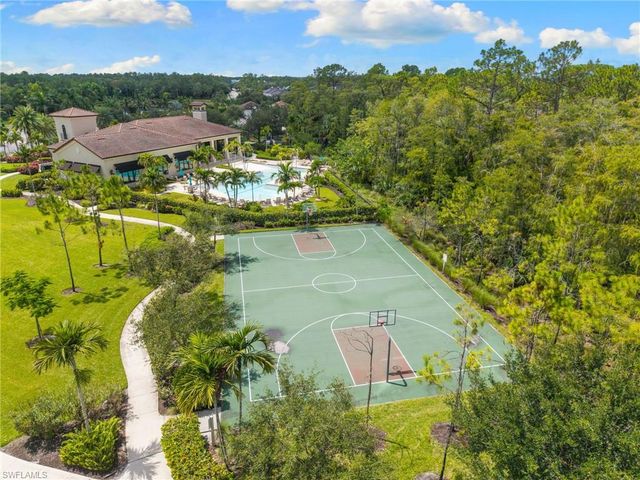 4719 Abaca CIR, Naples, FL 34119