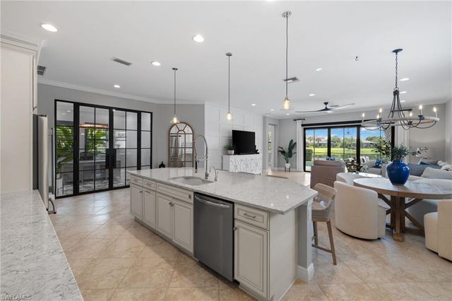 4719 Abaca CIR, Naples, FL 34119