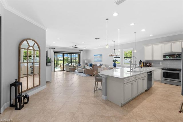 4719 Abaca CIR, Naples, FL 34119