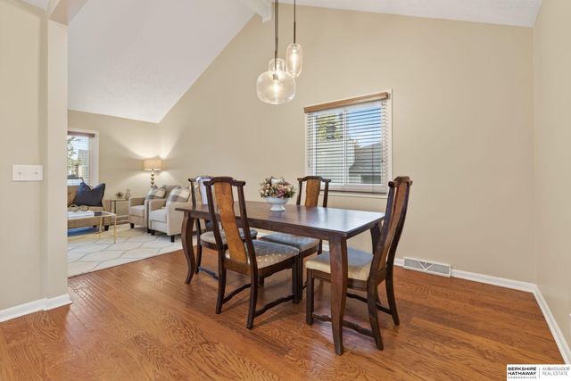 2305 N 127th Circle, Omaha, NE 68164