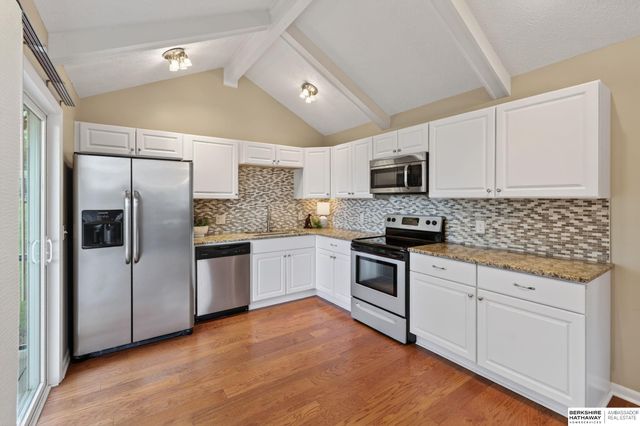 2305 N 127th Circle, Omaha, NE 68164