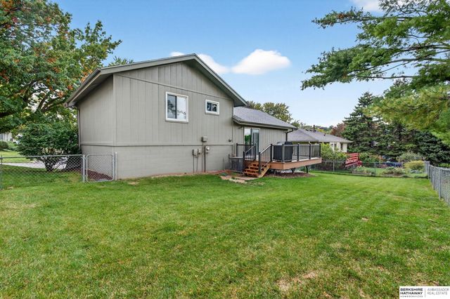 2305 N 127th Circle, Omaha, NE 68164