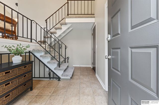 2305 N 127th Circle, Omaha, NE 68164