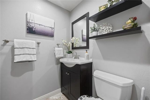 18126 Sand Dunes Court, Fountain Valley, CA 92708