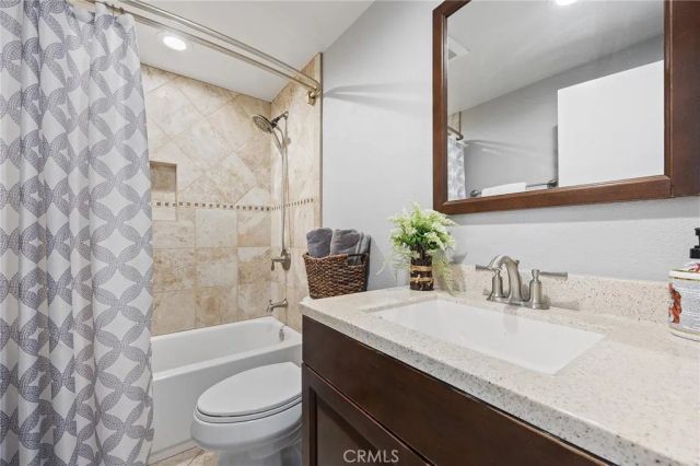 18126 Sand Dunes Court, Fountain Valley, CA 92708