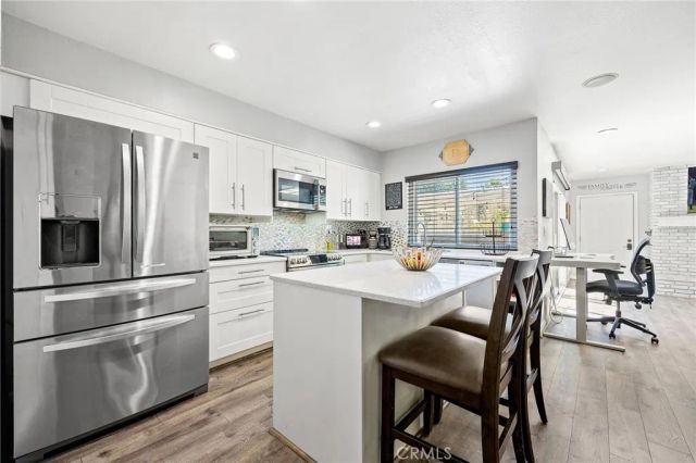 18126 Sand Dunes Court, Fountain Valley, CA 92708