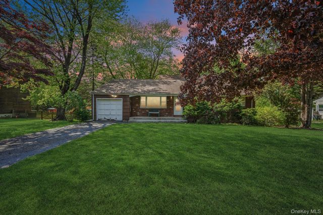 35 Old Middletown Road, New City, NY 10956