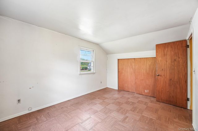 35 Old Middletown Road, New City, NY 10956