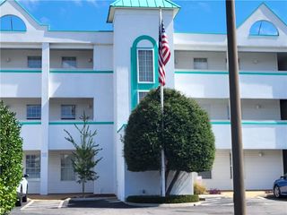 810 E Ocean View Ave Apt 201, Norfolk, VA 23503