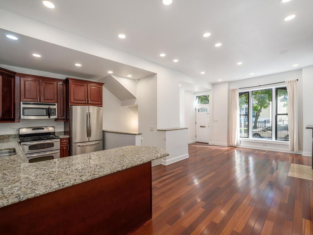 1408 N Bell Avenue, Chicago, IL 60622 — photo 4