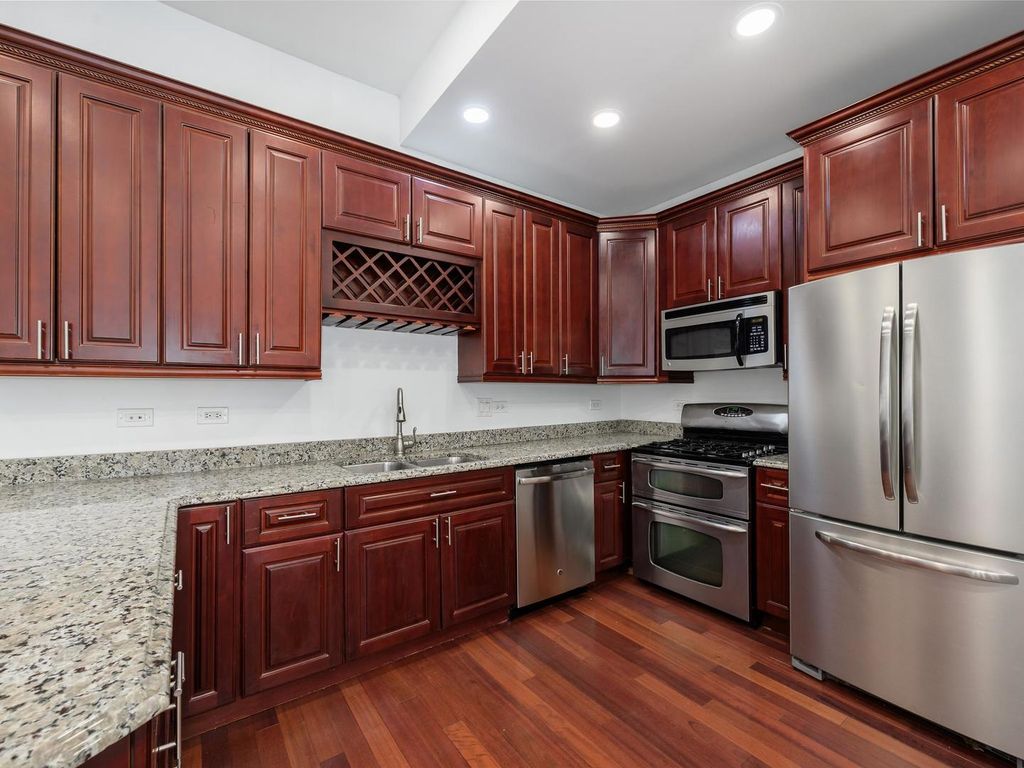 1408 N Bell Avenue, Chicago, IL 60622 — photo 5