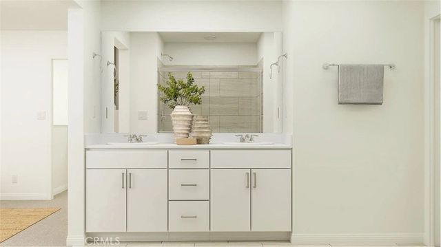 17858 Kinley Street, Hesperia, CA 92345