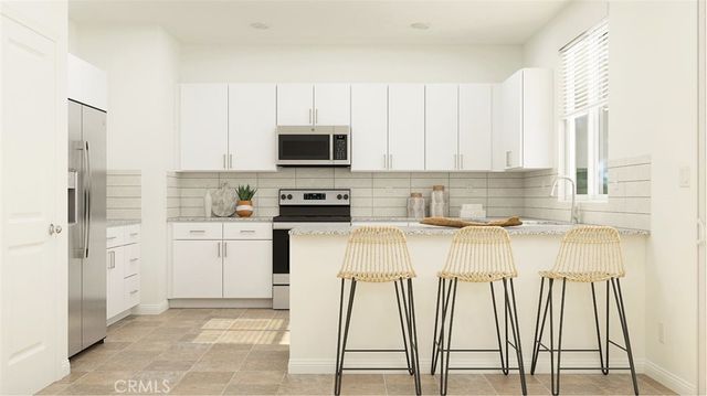 17858 Kinley Street, Hesperia, CA 92345