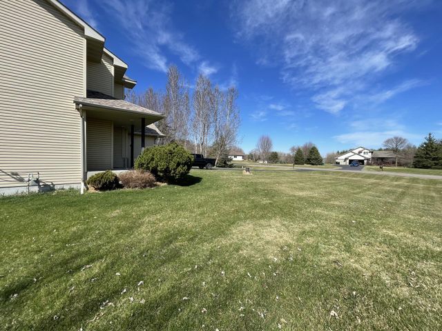 2827 62nd Avenue, Princeton, MN 55371