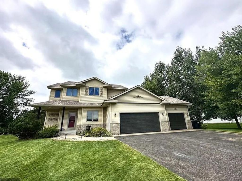 2827 62nd Avenue, Princeton, MN 55371