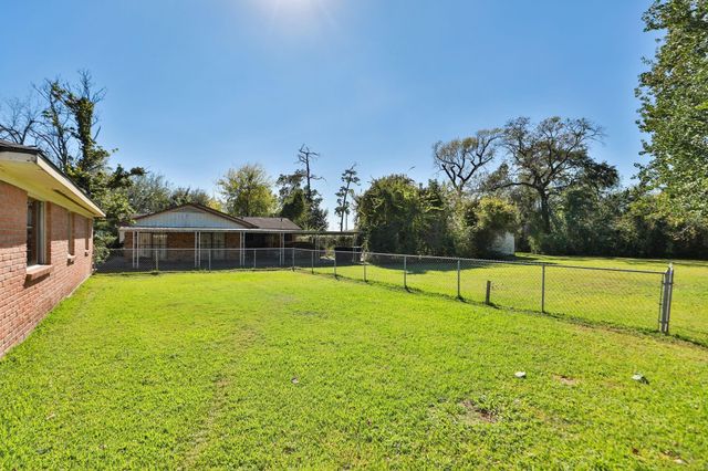 812 Coolidge Street, Channelview, TX 77530