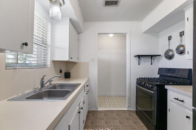 812 Coolidge Street, Channelview, TX 77530