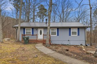 180 Creeks Bend Drive, Ringgold, GA 30736