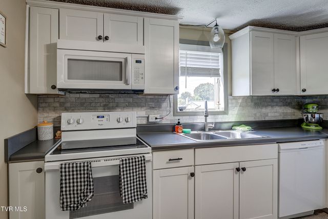 751 Jackson St Street, Bristol, TN 37620