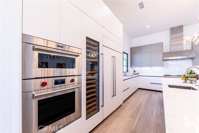 20171 Bayview Avenue, Newport Beach, CA 92660