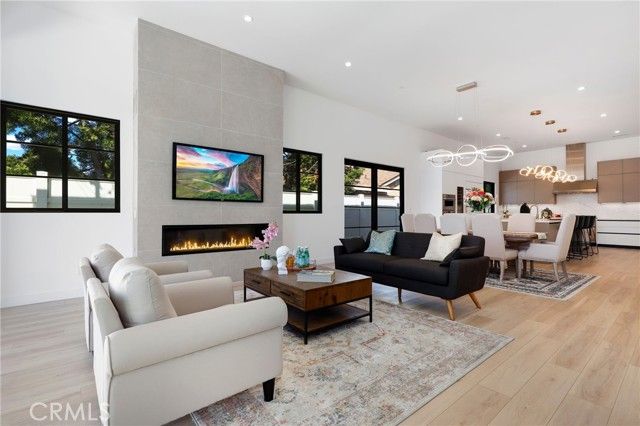 20171 Bayview Avenue, Newport Beach, CA 92660