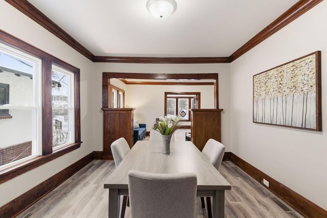 1820 Irving Avenue N, Minneapolis, MN 55411