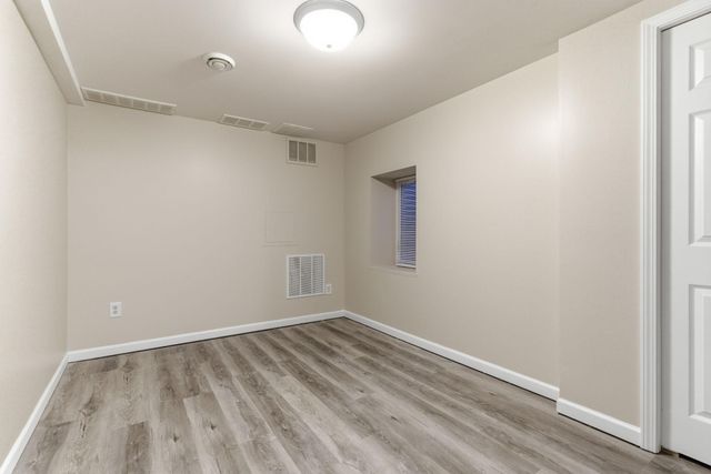 1820 Irving Avenue N, Minneapolis, MN 55411