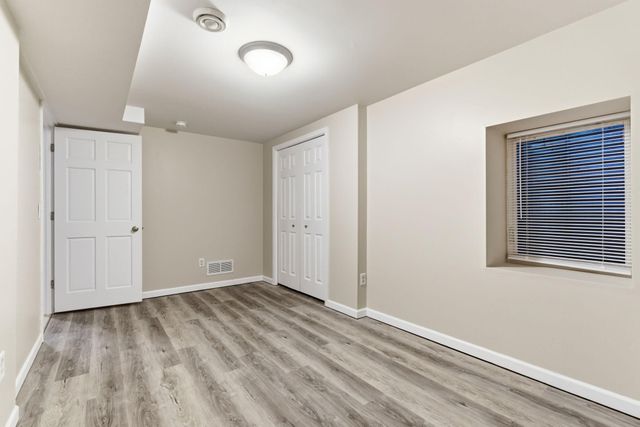 1820 Irving Avenue N, Minneapolis, MN 55411