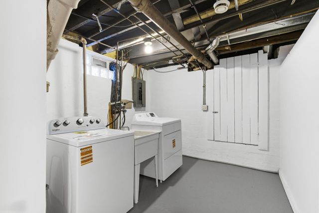 1820 Irving Avenue N, Minneapolis, MN 55411