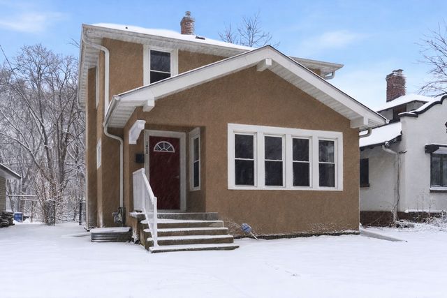 1820 Irving Avenue N, Minneapolis, MN 55411