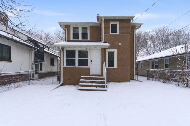 1820 Irving Avenue N, Minneapolis, MN 55411