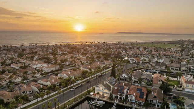 35 Buccaneer Way, Coronado, CA 92118