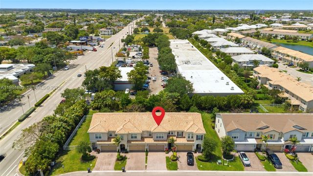 1628 Myrtle Oak Ter, Hollywood, FL 33021