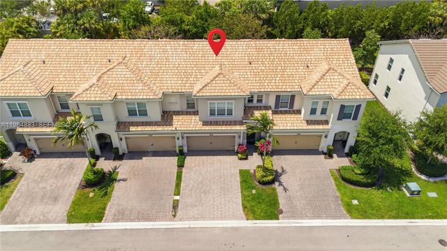 1628 Myrtle Oak Ter, Hollywood, FL 33021