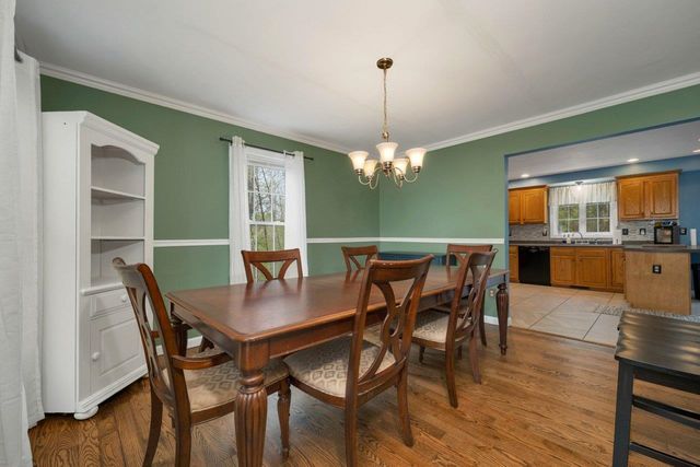2 Cardinal Circle, Derry, NH 03038