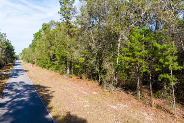 6698 Pine Shadows Road, Cleveland, TX 77328