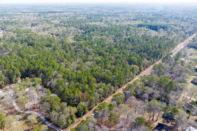 6698 Pine Shadows Road, Cleveland, TX 77328