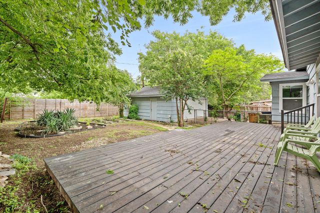 1422 Yorkshire DR, Austin, TX 78723