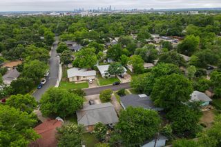 1422 Yorkshire DR, Austin, TX 78723