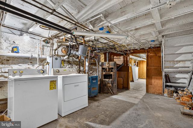 922 GORSUCH AVE, Baltimore, MD 21218
