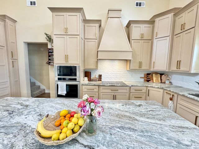 104 Lethamhill Cove, Cabot, AR 72023
