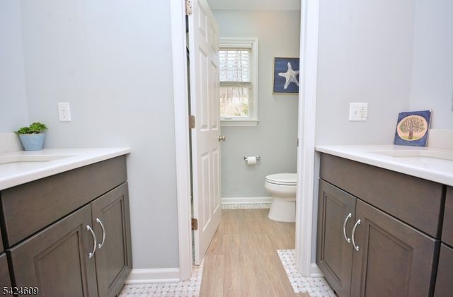 11 Devonald Dr, Bethlehem Twp., NJ 08802